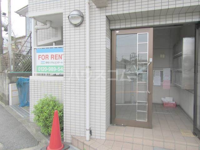 20/26 エントランス