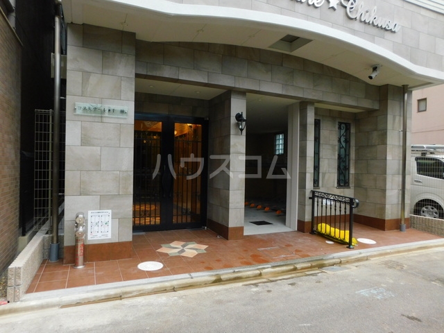 14/17 エントランス