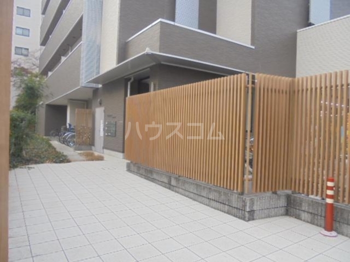 3/4 エントランス