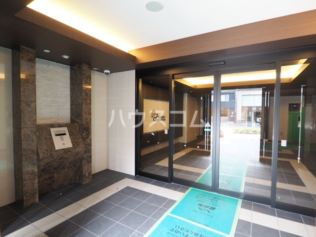 14/16 エントランス