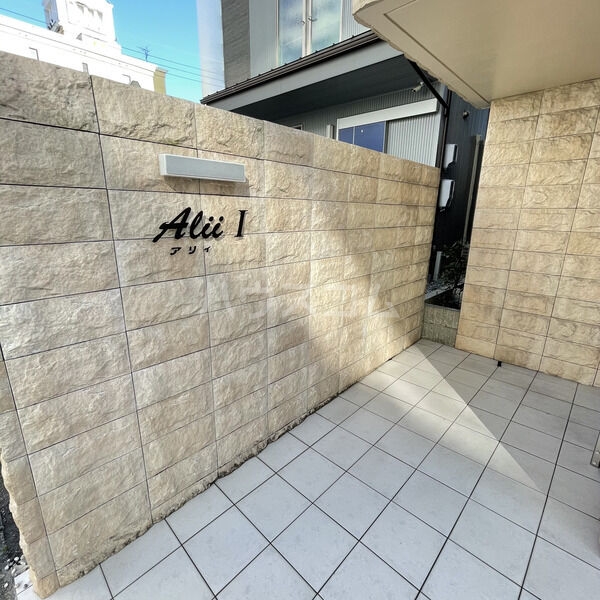 17/26 エントランス