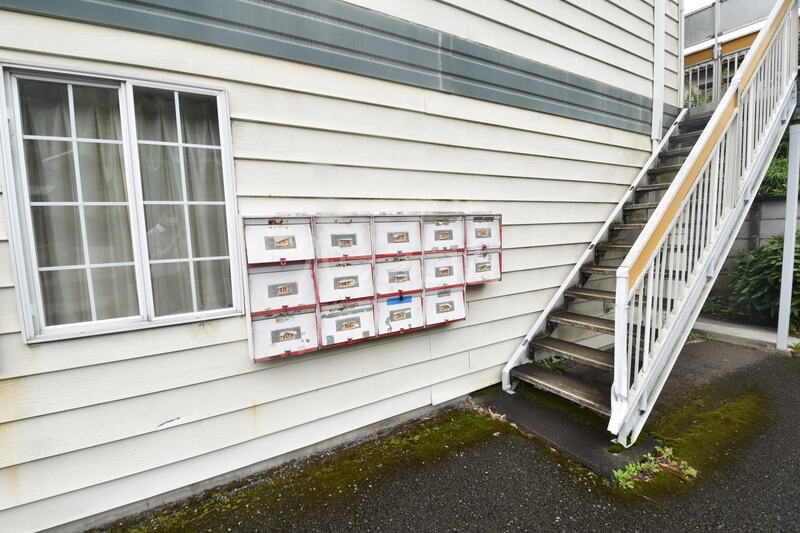 13/14 エントランス