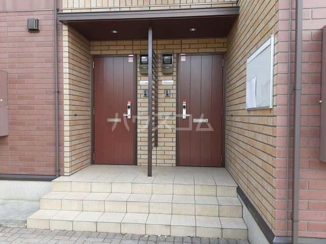 3/5 エントランス