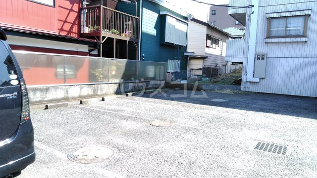 22/23 駐車場
