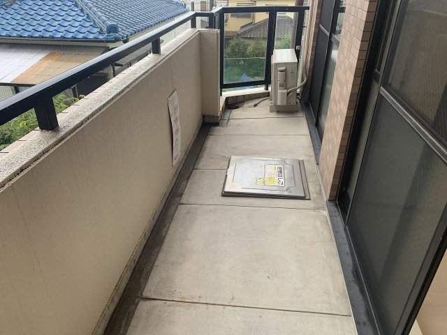 22/30 バルコニー