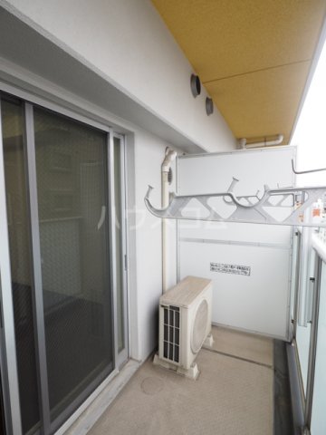 21/30 バルコニー