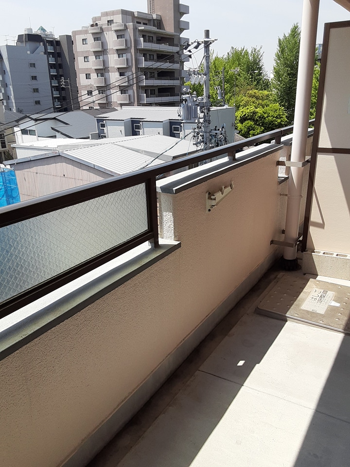 19/30 バルコニー
