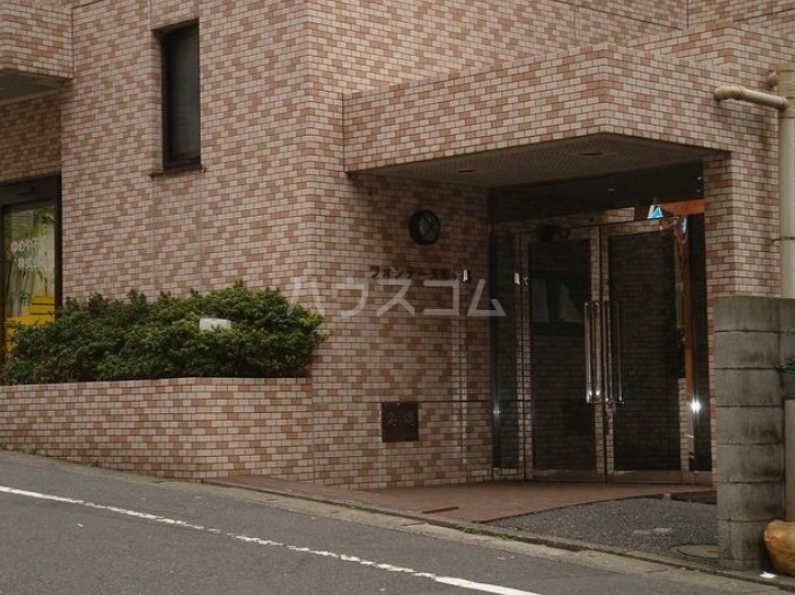 2/10 エントランス