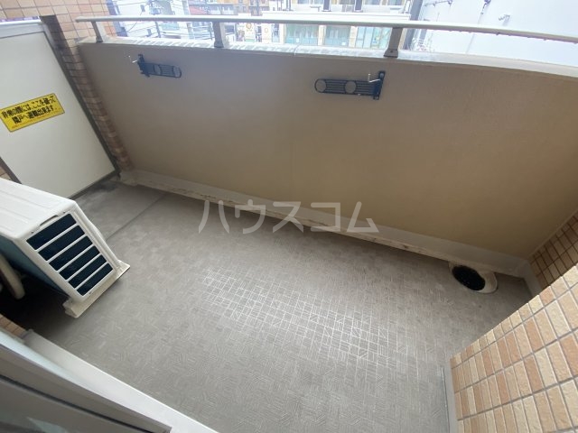 13/30 バルコニー