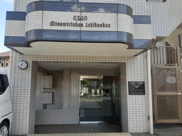 2/4 エントランス