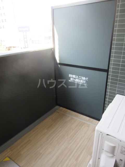 14/28 バルコニー