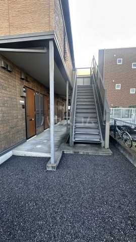 29/30 エントランス