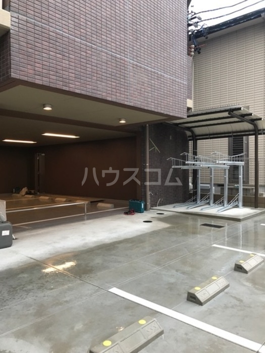 26/30 駐車場