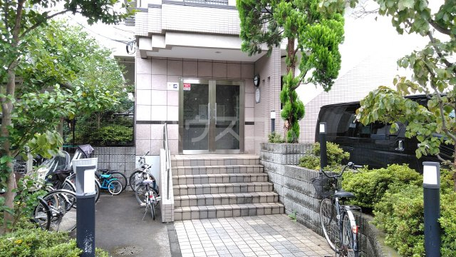 29/30 エントランス