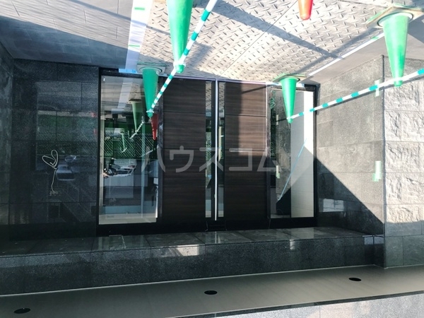 20/25 エントランス