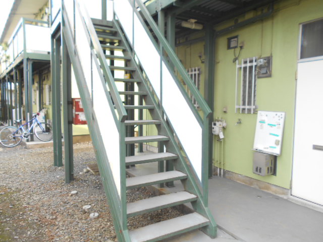21/30 エントランス