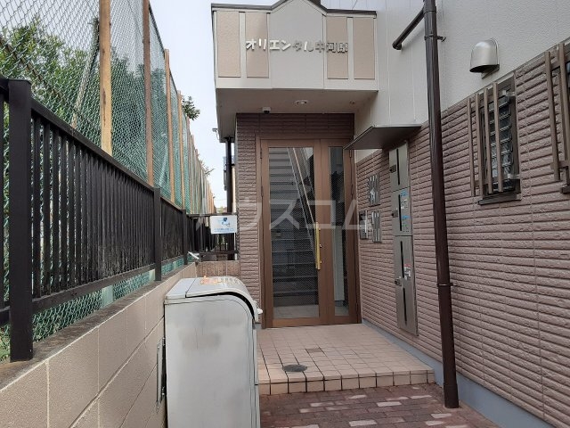 2/3 エントランス