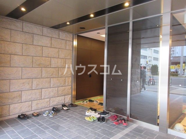 20/29 エントランス