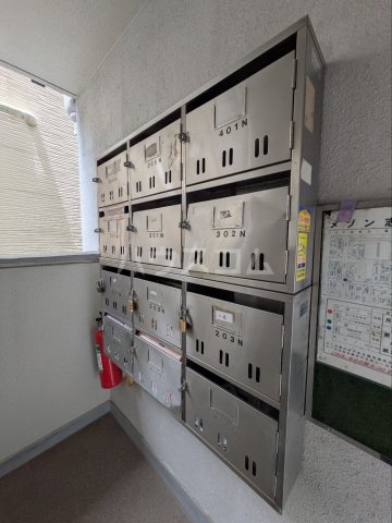 21/29 エントランス