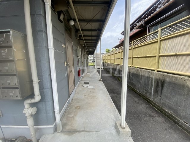 18/26 エントランス