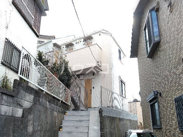 14/20 エントランス