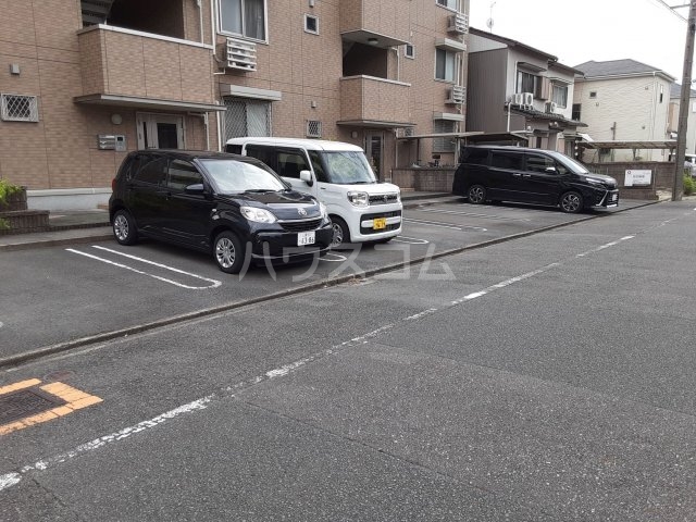 22/30 駐車場