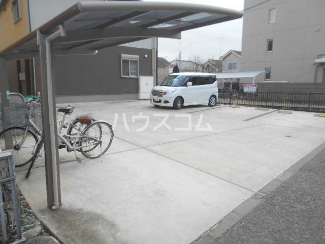21/29 駐車場