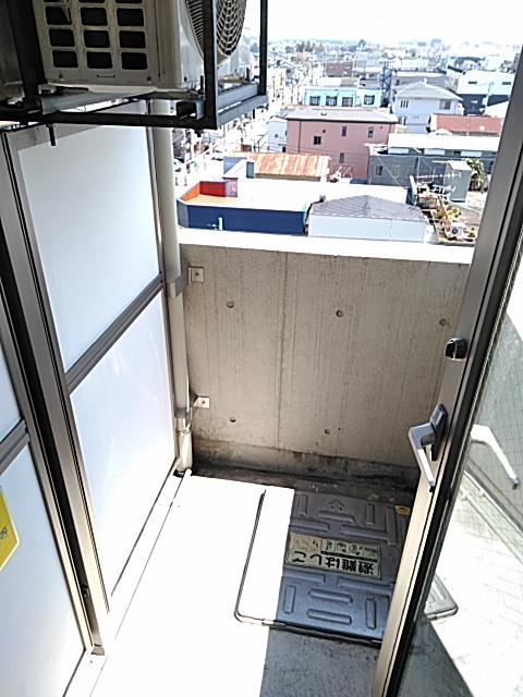 19/30 バルコニー