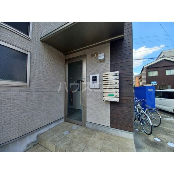 14/24 エントランス