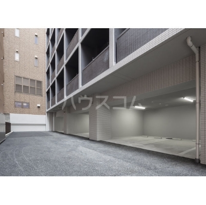 15/20 駐車場