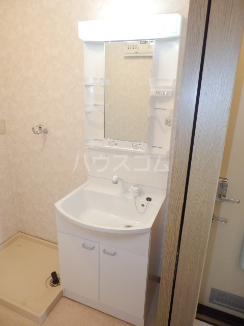 13/30 洗面