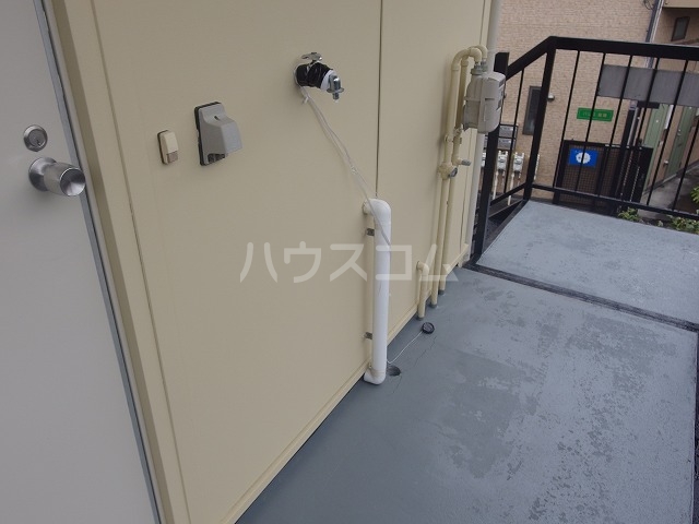 22/29 エントランス