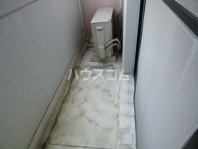 19/27 バルコニー