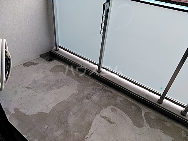 17/29 バルコニー