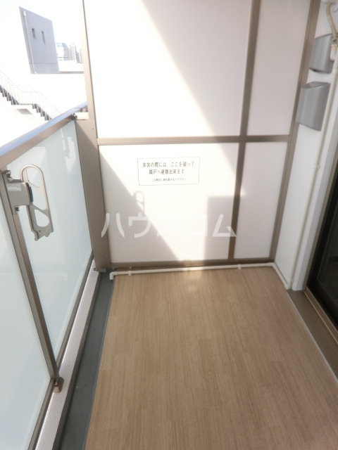 18/30 バルコニー