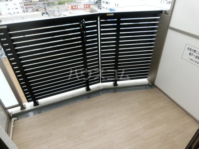 18/30 バルコニー