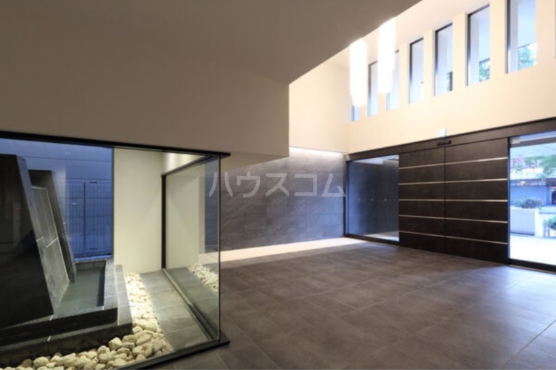 16/24 エントランス