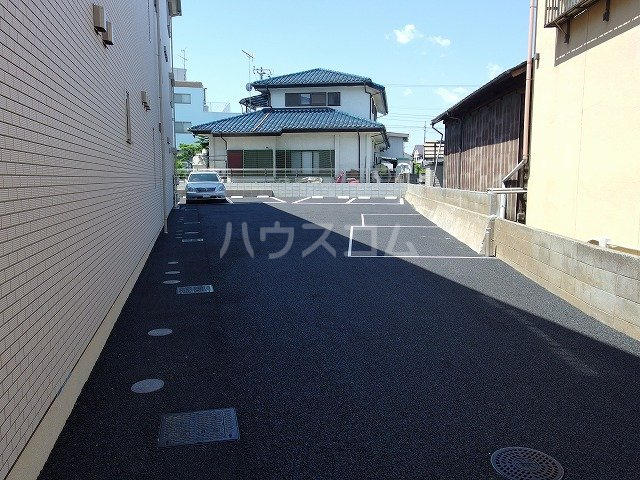 22/30 駐車場