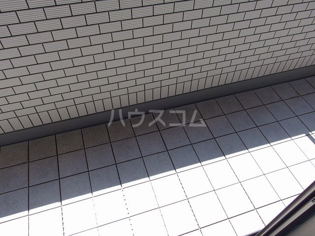13/30 バルコニー