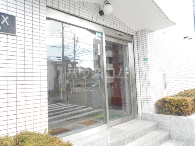 20/30 エントランス