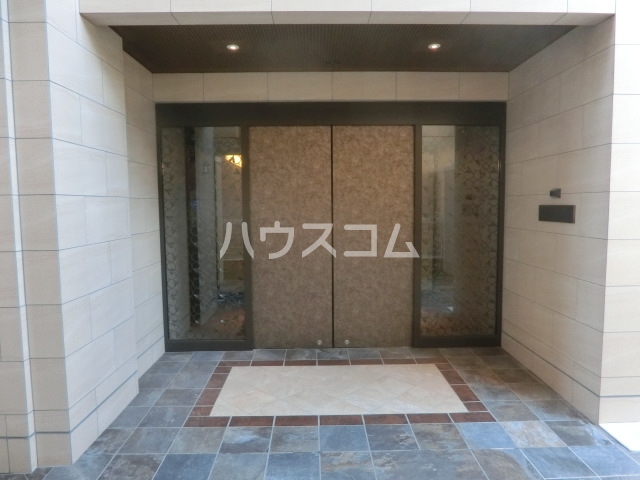 22/29 エントランス