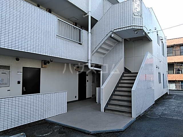 2/30 外観