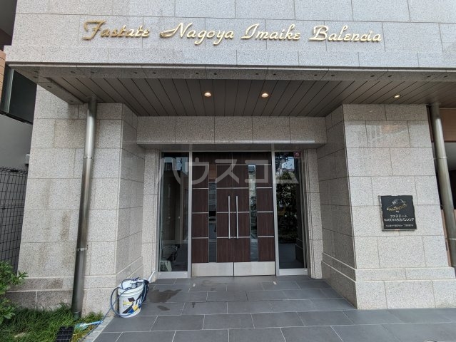 17/21 エントランス