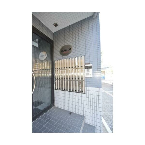 16/24 エントランス