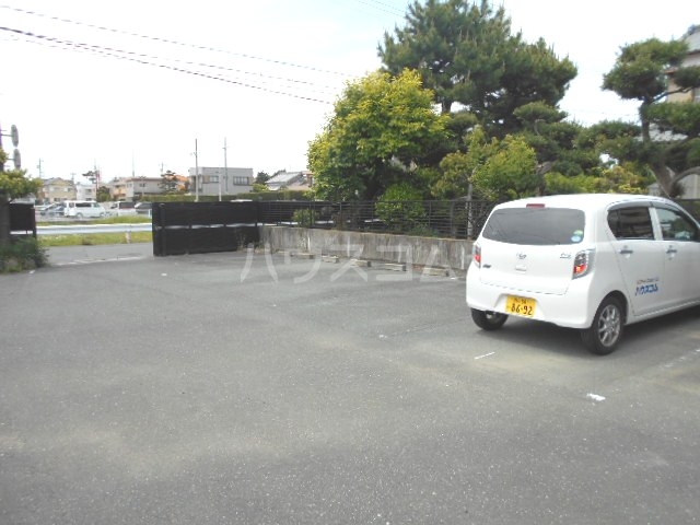 2/8 駐車場
