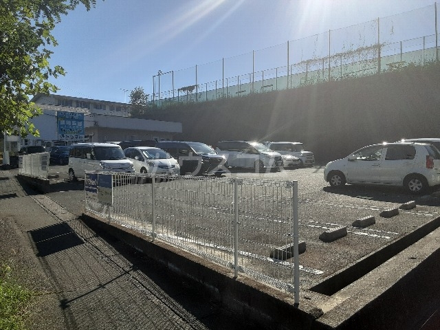 21/29 駐車場
