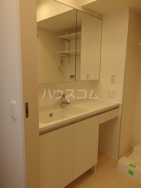 13/30 洗面