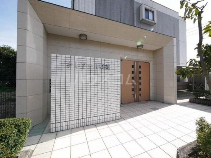 21/29 エントランス