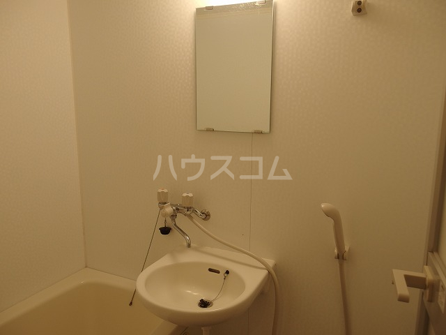 13/30 洗面