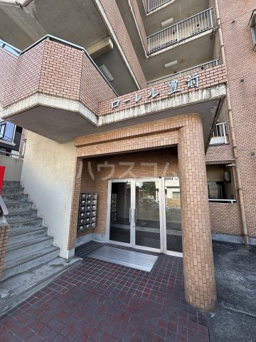 25/30 エントランス